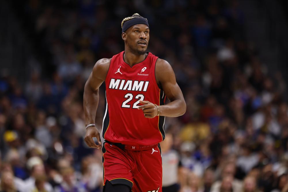 成都vs海港：双方均四外援，茹萨停赛，杨世元、王东升出战