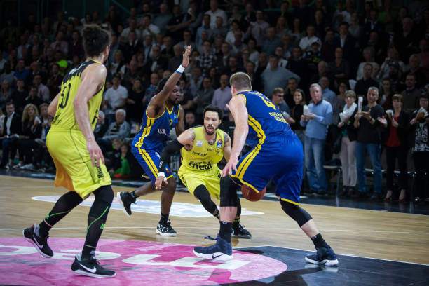 多次尝试调 多次尝试调