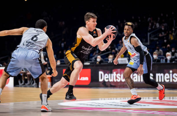 引援目标多 引援目标多