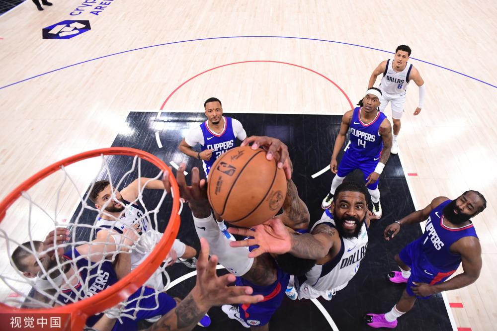 欧冠综述：16强已定12席！拜仁补时绝杀晋级 米兰+亚特兰大出局