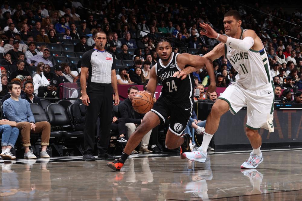 享受难得的假期，费尔明前往意大利拜访好友